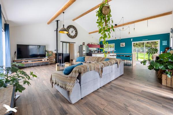 Maison à vendre |  Cussac |  4 pièces | 186 m²