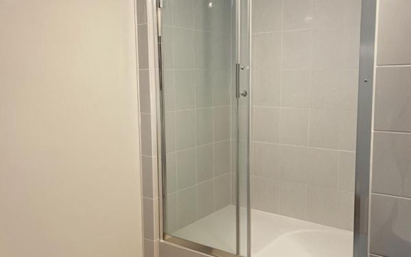 Appartement à vendre    5 pièces • 85,01 m2 Saint-Paul-Trois-Châteaux