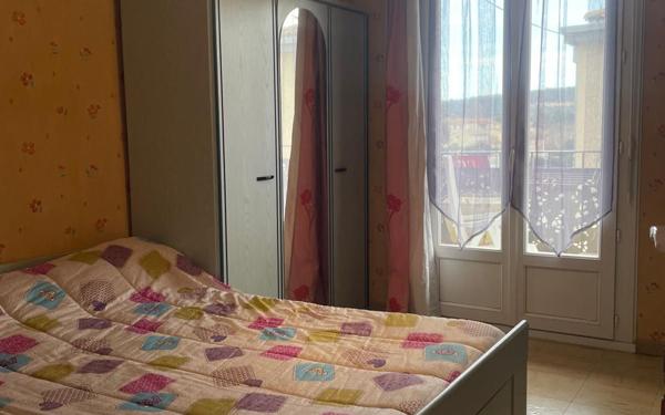 Appartement à vendre    5 pièces • 85,01 m2 Saint-Paul-Trois-Châteaux