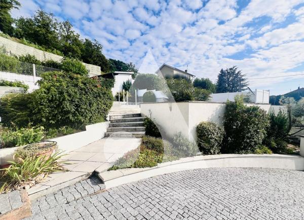 Maison 7 pièces 192 m2