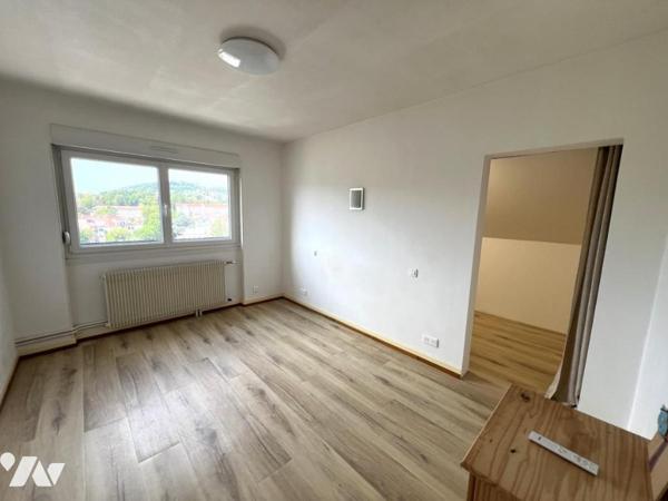 Rare maison de type T7 en cœur de ville paysager
