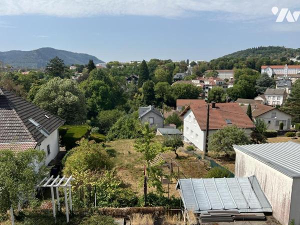 Rare maison de type T7 en cœur de ville paysager