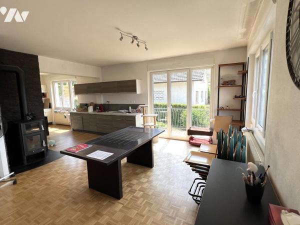 Rare maison de type T7 en cœur de ville paysager