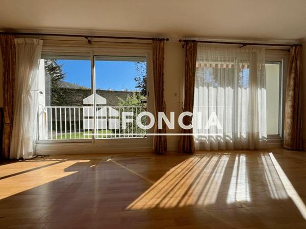 Location Appartement 3 pièces 81.5 m² - 28 BIS BOULEVARD BOUGAINVILLE Concarneau 29900