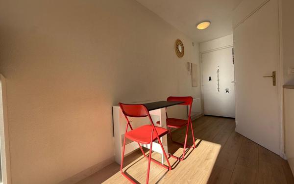 Appartement à vendre    2 pièces • 17,89 m2 Nice