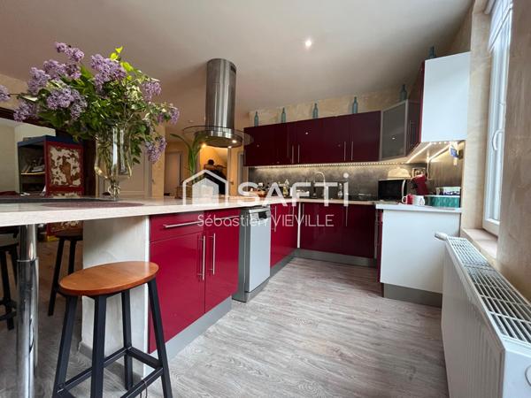 Ancienne maison avec dépendances