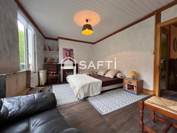 Ancienne maison avec dépendances