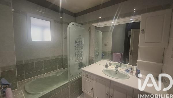 Appartement à vendre 4 pièces 83 m² Saint-Cloud