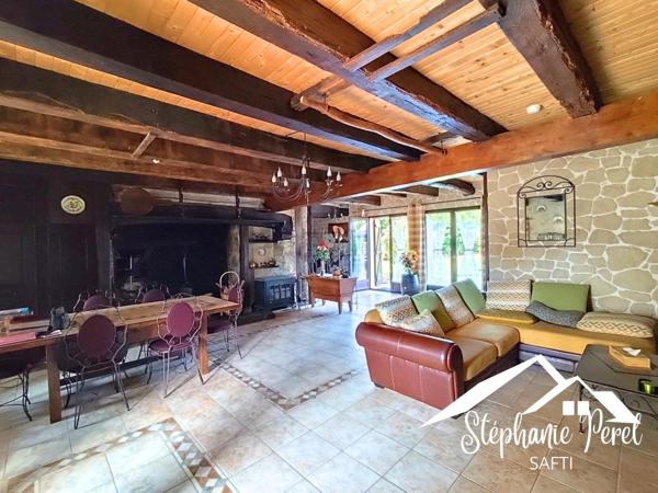 Demeure de caractère en pierre du XIXe – charme, authenticité et potentiel exceptionnel au cœur d’un écrin de verdure