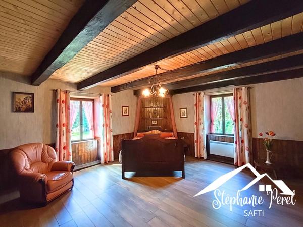 Demeure de caractère en pierre du XIXe – charme, authenticité et potentiel exceptionnel au cœur d’un écrin de verdure