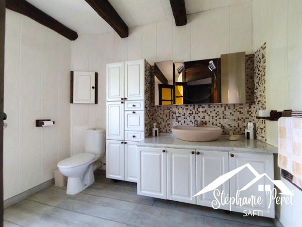 Demeure de caractère en pierre du XIXe – charme, authenticité et potentiel exceptionnel au cœur d’un écrin de verdure