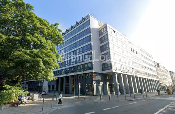 Bureaux à louer Lille Centre - 225 m² lumineux avec parkings et excellente accessibilité