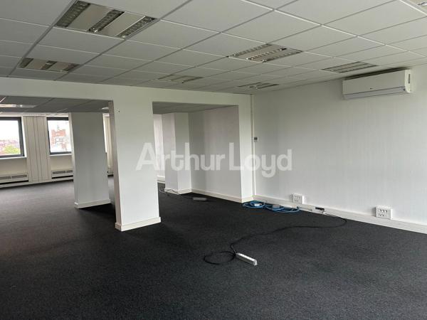 Bureaux à louer Lille Centre - 225 m² lumineux avec parkings et excellente accessibilité
