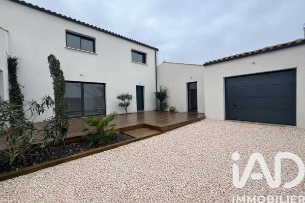 Maison à vendre 5 pièces 142 m² La Rochelle