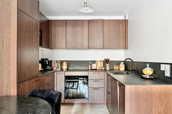 Appartement Suresnes 3 pièce(s) 60 m2