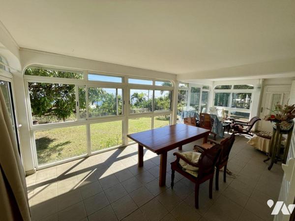 SAINT DENIS LA MONTAGNE VILLA T5 VUE MER A RENOVER