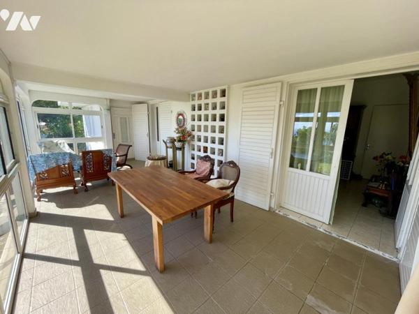 SAINT DENIS LA MONTAGNE VILLA T5 VUE MER A RENOVER