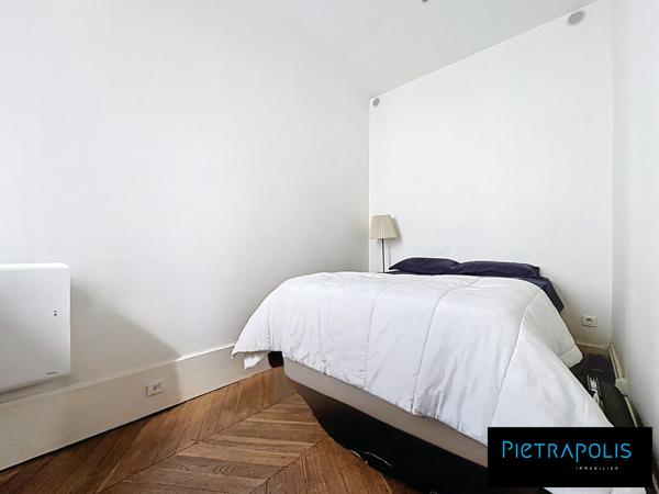 Place carnot - T3 de 79m2 avec une pièce de vie de 54m2