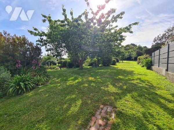 Maison à Vendre à Plouha (22580) en Côtes-d'Armor (22)

Au calme, dans un cadre verdoyant et ...