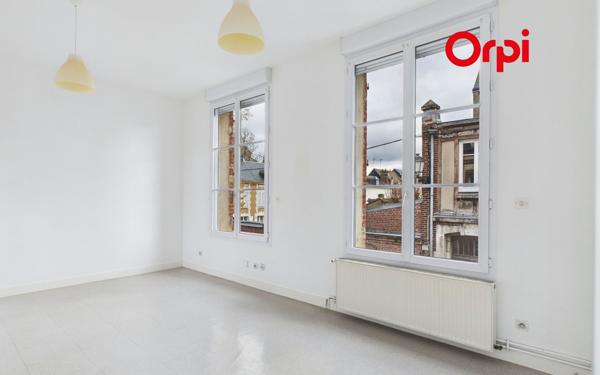 Appartement à louer    3 pièces •  Bernay