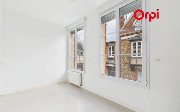Appartement à louer    3 pièces •  Bernay