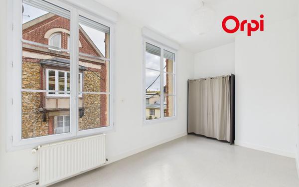 Appartement à louer    3 pièces •  Bernay