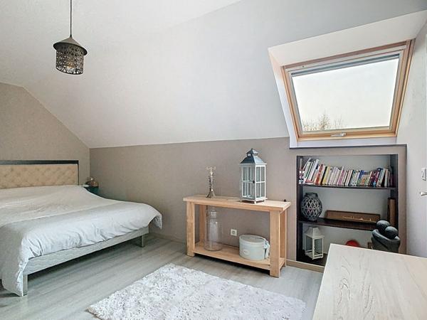 Maison d'exception à vendre à Méry-sur-Oise - 7 pièces, 167 m² sur terrain de 658 m²