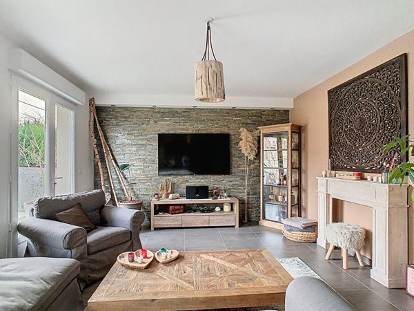 Maison d'exception à vendre à Méry-sur-Oise - 7 pièces, 167 m² sur terrain de 658 m²