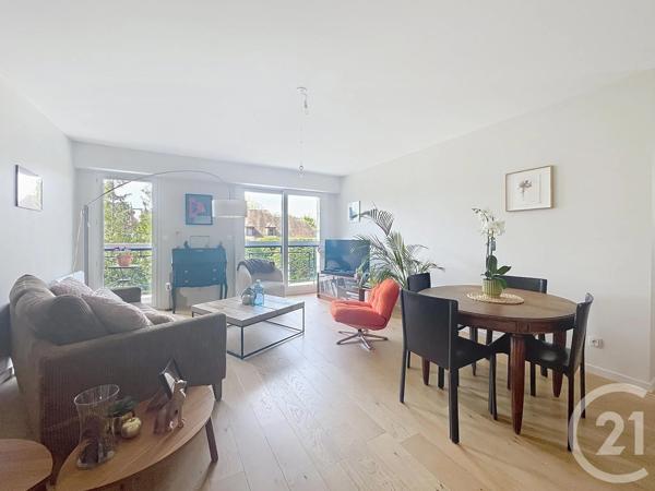 Appartement T4 à vendre  4 pièces - 95,40 m 2   COMPIEGNE  - 60