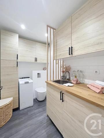 Appartement T4 à vendre  4 pièces - 95,40 m 2   COMPIEGNE  - 60