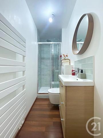 Appartement T4 à vendre  4 pièces - 95,40 m 2   COMPIEGNE  - 60