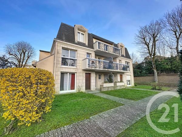 Appartement T4 à vendre  4 pièces - 95,40 m 2   COMPIEGNE  - 60