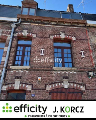 Maison
         8 pièces
        - 130 m² 145 000 € *