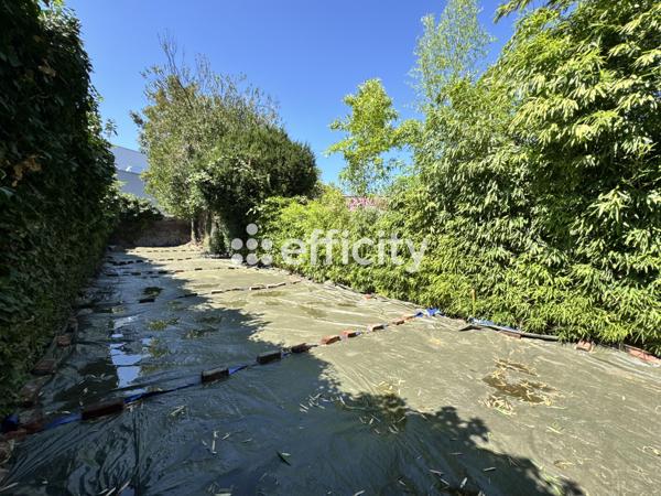 Maison
         8 pièces
        - 130 m² 145 000 € *