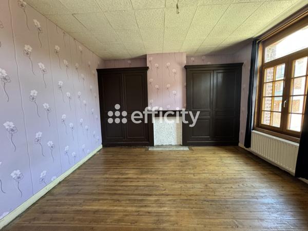 Maison
         8 pièces
        - 130 m² 145 000 € *