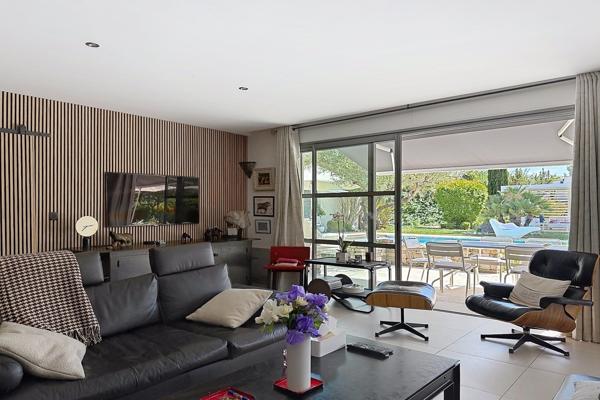 Vente Maison de luxe Uzès 5 Pièces 242 m²