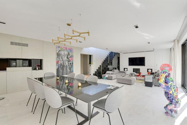 Vente Appartement de luxe Neuilly-sur-Seine 6 Pièces 193.38 m²