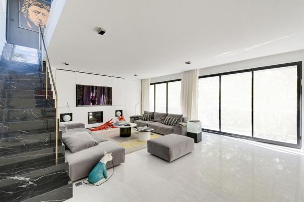 Vente Appartement de luxe Neuilly-sur-Seine 6 Pièces 193.38 m²