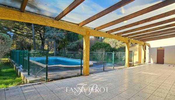 A Argelès, maison de caractère de 220 m² sur grande parcelle arborée avec piscine