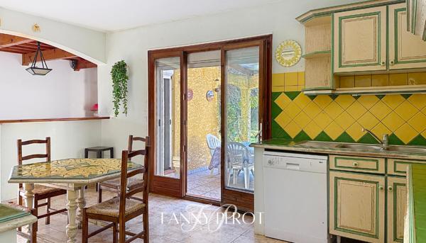 A Argelès, maison de caractère de 220 m² sur grande parcelle arborée avec piscine