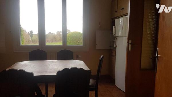 Maison d'habitation dans hameau en campagne