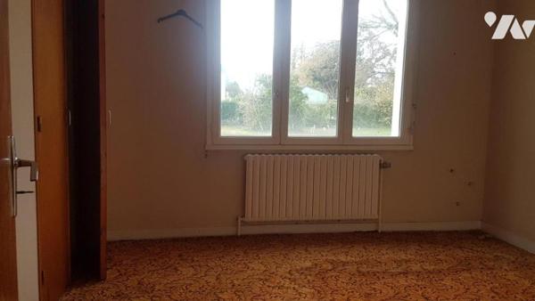 Maison d'habitation dans hameau en campagne