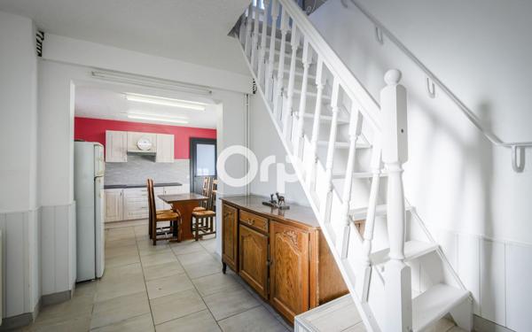 Maison à vendre    5 pièces • 98 m2 Beuvrages