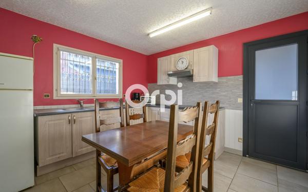 Maison à vendre    5 pièces • 98 m2 Beuvrages