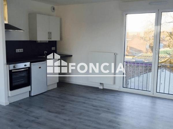 Location Studio 38.74 m² - 18 RUE DE SECLIN Lille 59000