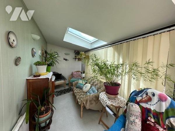 Maison de 3/4 pièces, avec un terrain de 1099 m² (source du cadastre) dont 855 m² de jardin