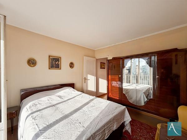 Appartement 3 pièces - 62 m2 - Dernier étage, vue vallée, balcon, cave - Égly 91520