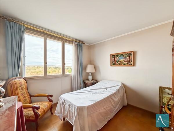 Appartement 3 pièces - 62 m2 - Dernier étage, vue vallée, balcon, cave - Égly 91520