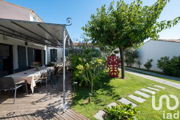Maison à vendre 9 pièces 174 m² Sainte-Marie-de-Ré