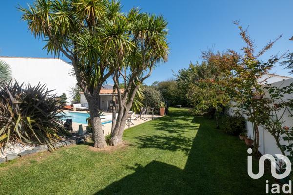 Maison à vendre 9 pièces 174 m² Sainte-Marie-de-Ré